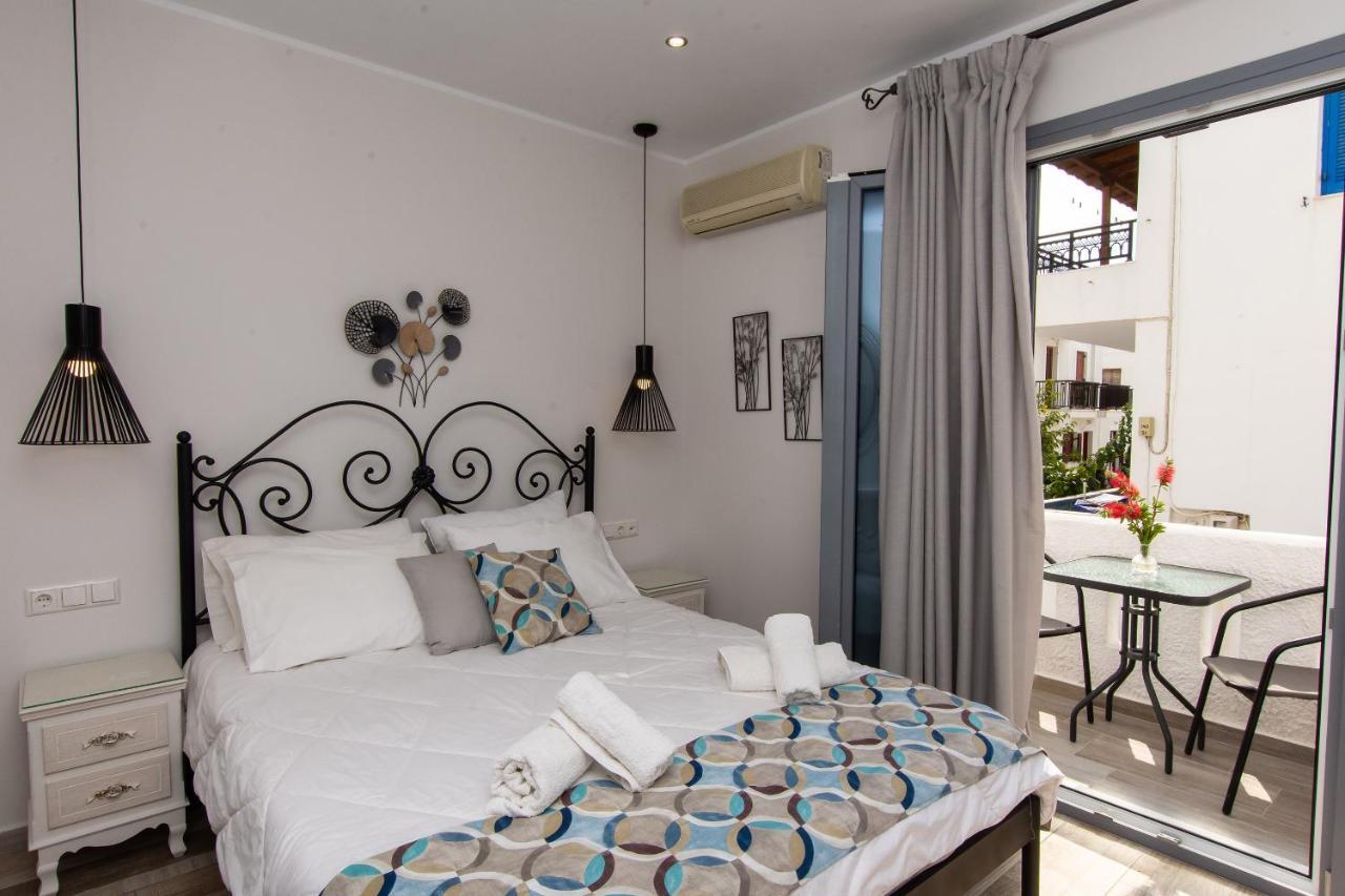 Naxos Enjoy Apartments Naxos City Luaran gambar